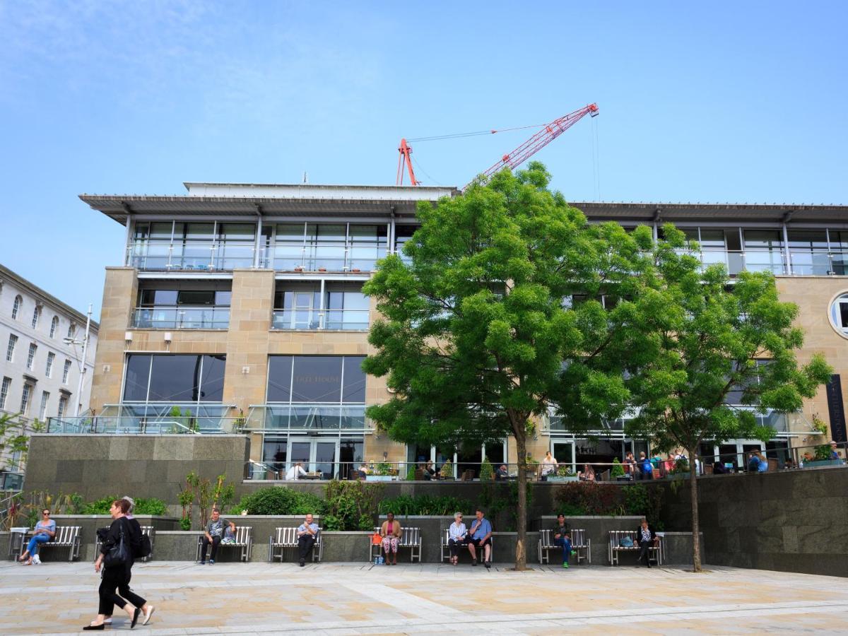 Live In Leeds Millenium Square Apartment Exterior photo